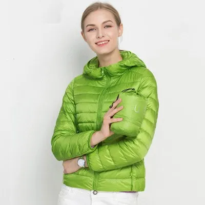 2018 New Women Winter Jacket Ultra Light White Duck Down Jacket Fashion Warm Slim Hooded Down Coat for Women Portable Overcoat