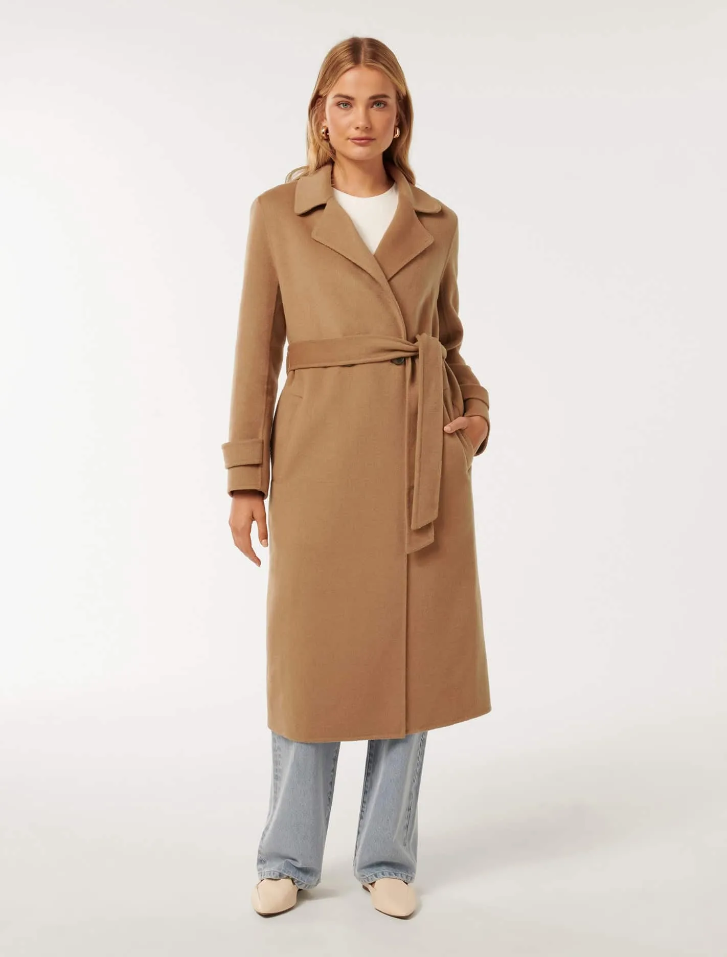 Stylish Carter Felled Seam Coat for Ultimate Warmth and Comfort