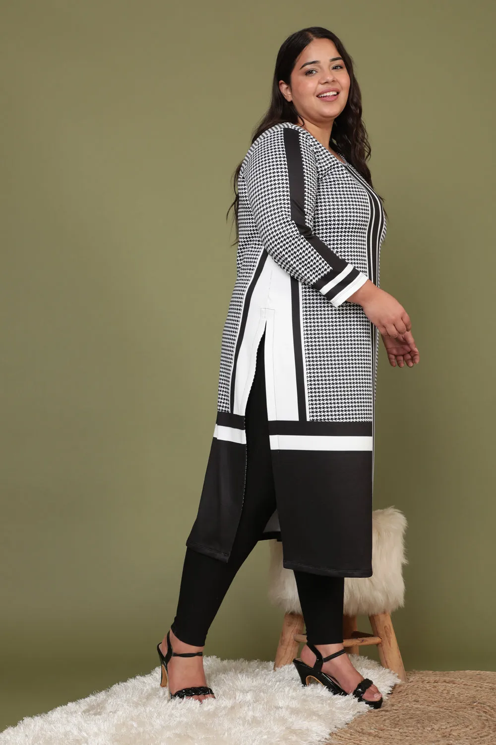 Houndstooth Pattern Play Art Woolen Winter Kurti