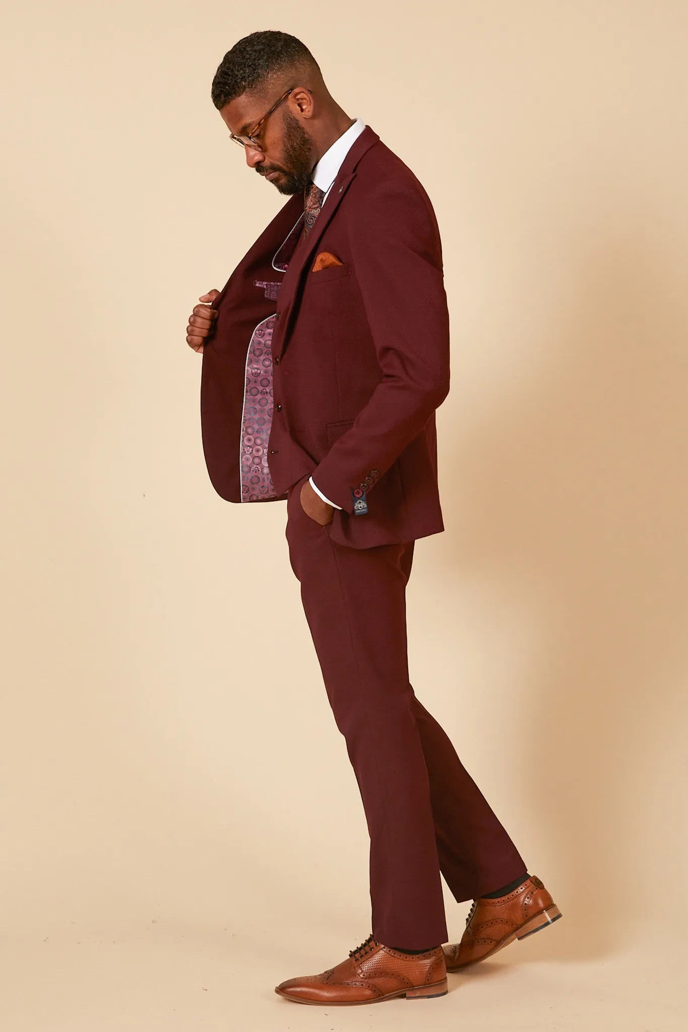 MAX - Wine Three Piece Suit