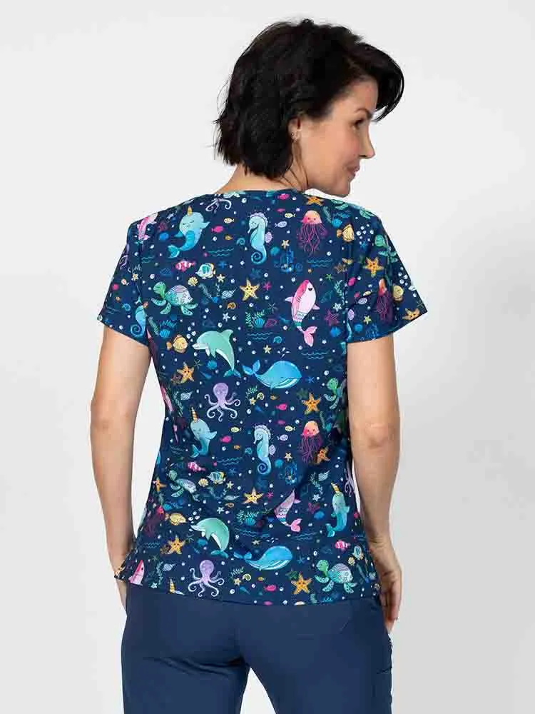 Meraki Sport Women's Print Scrub Top | Splish Splash