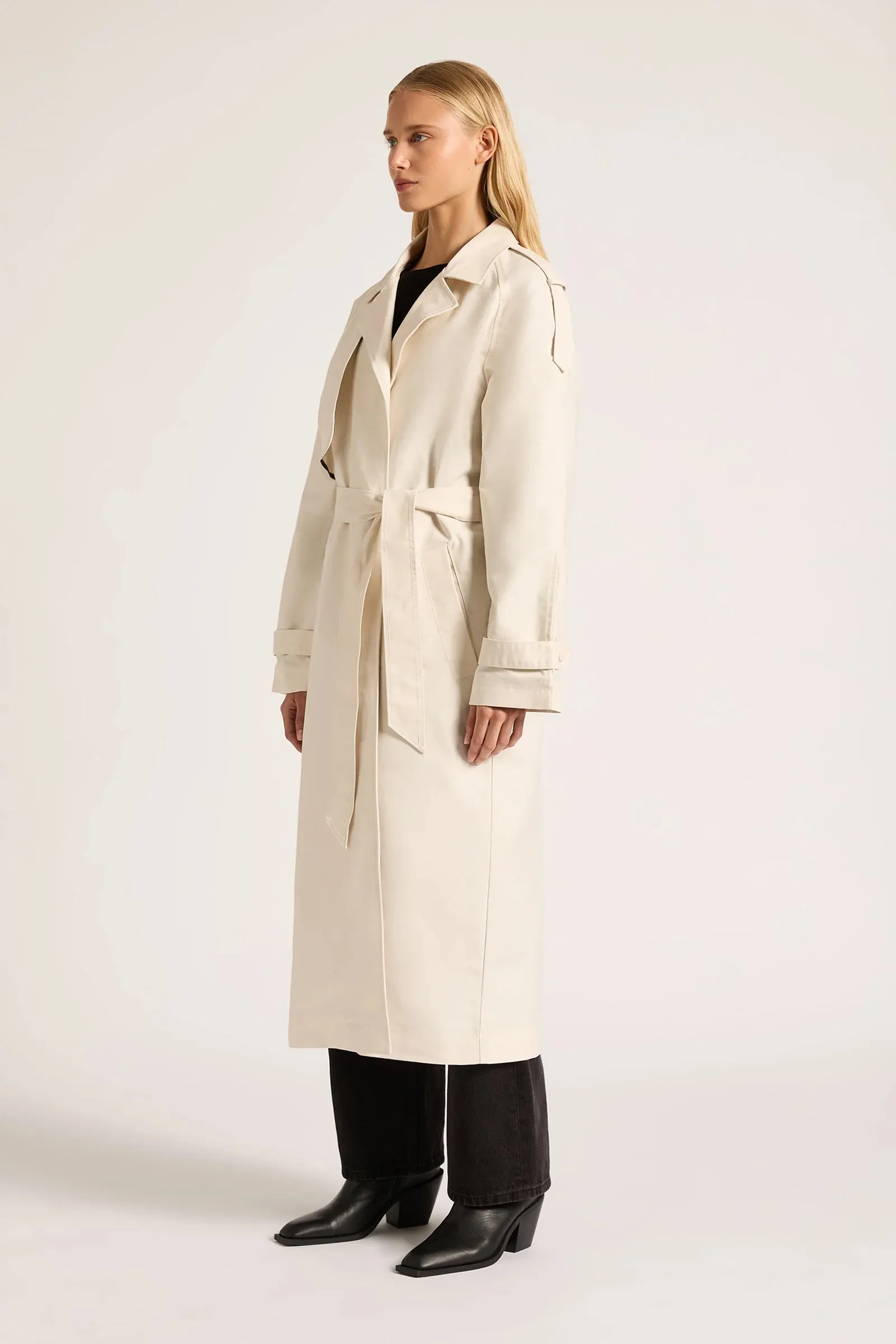 NUDE LUCY Freida Trench CLOUD