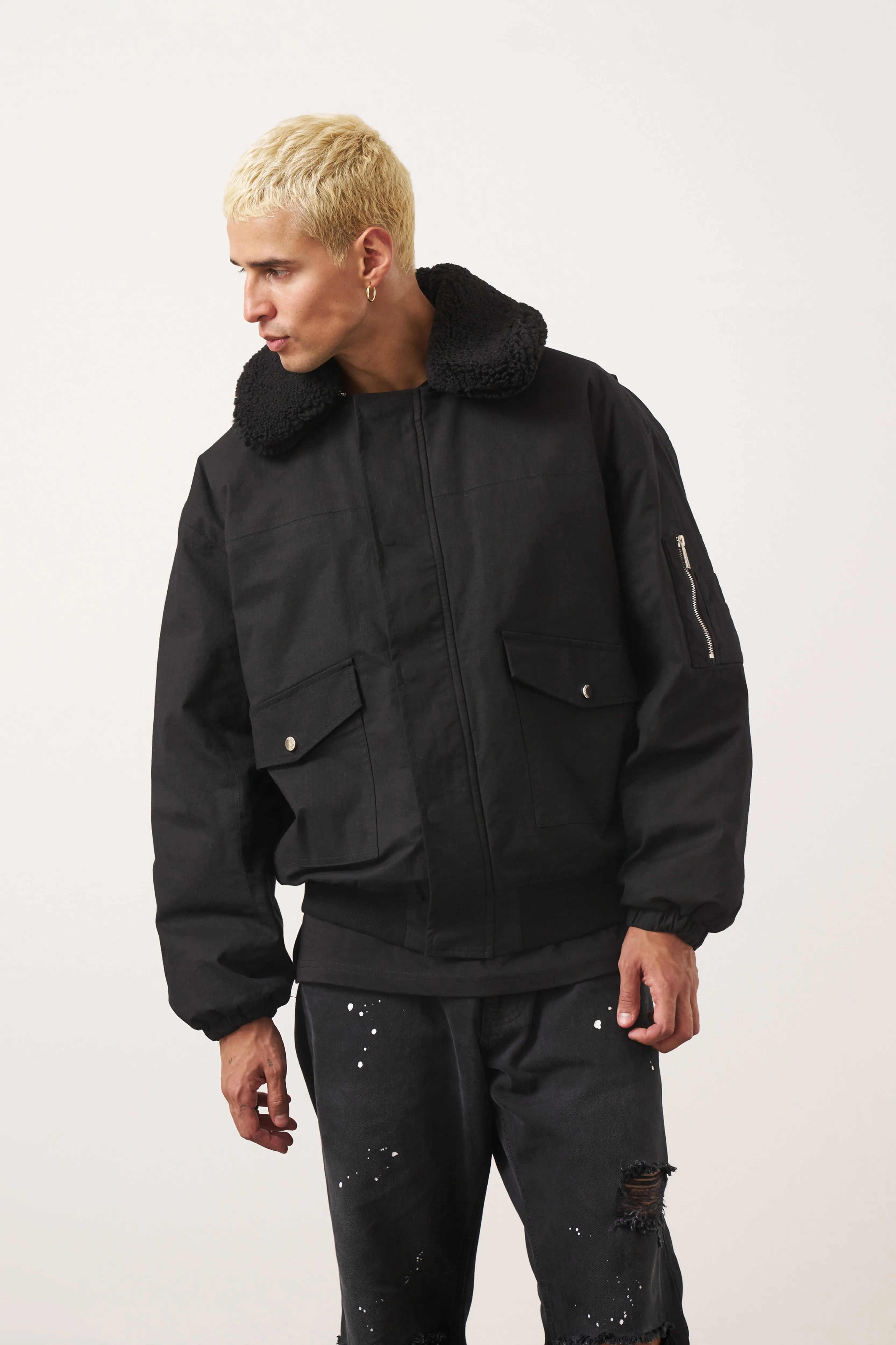 OVERSIZED BORG DETAIL BOMBER JACKET - BLACK