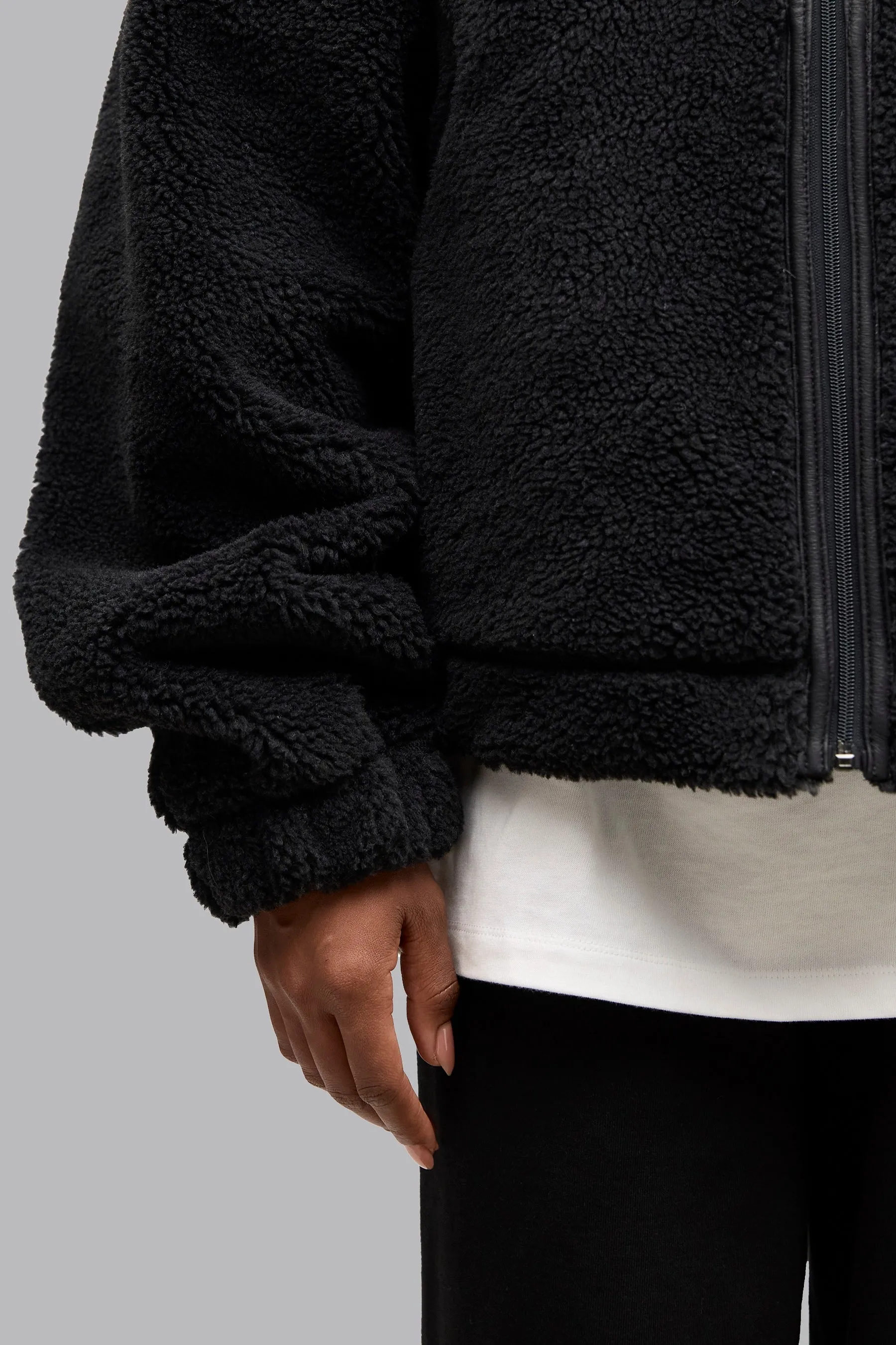 V_FLEECE BOXY BOMBER JACKET - Black