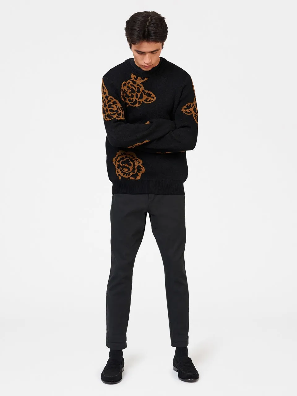 Winter Floral Sweater - Black